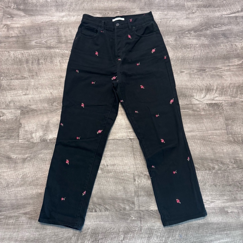 PacSun Embroidere Rose Button Fly Black High Rise Straight Jeans Womens Size 27